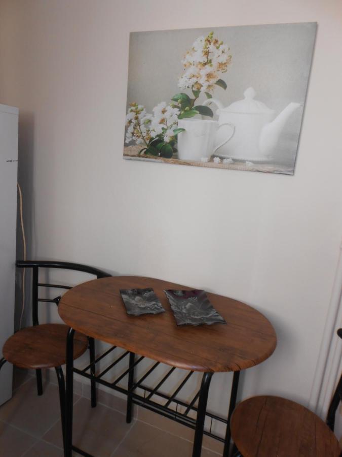 Milka'S Old Corfu Town Apartment Esterno foto